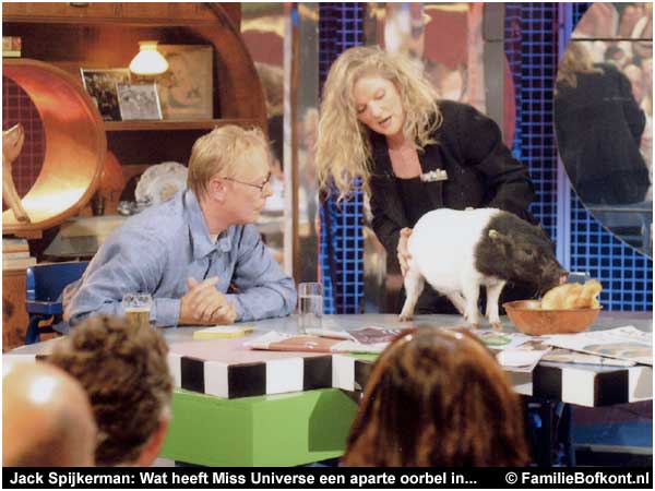 Jack Spijkerman: Wat heeft Miss Universe een aparte oorbel...